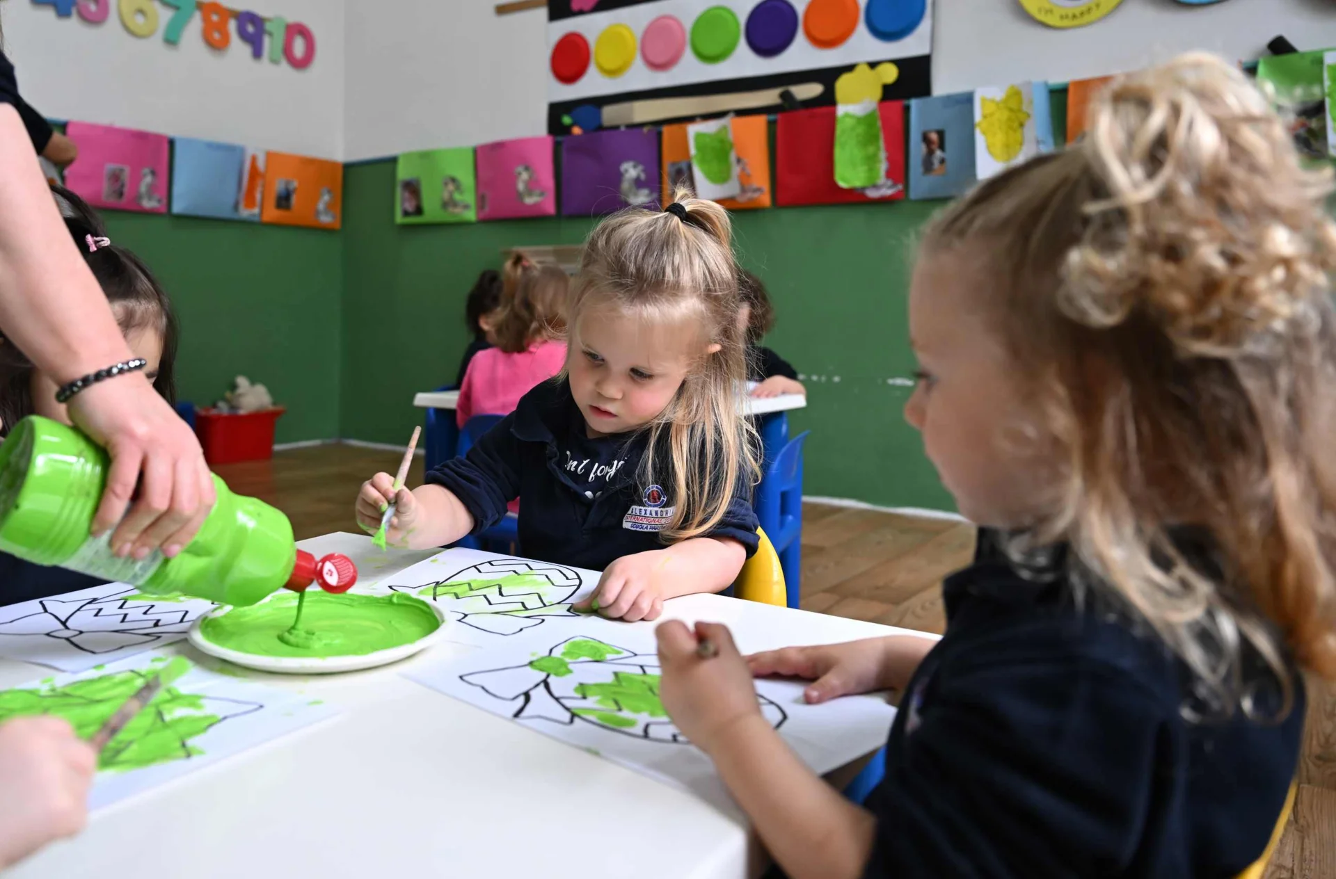 Laboratori Creativi e Attività Manipolative